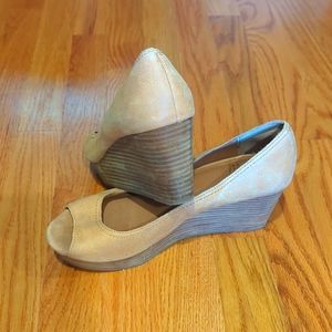 Lucky Brand Leather Peep Toe Wedges Size 8